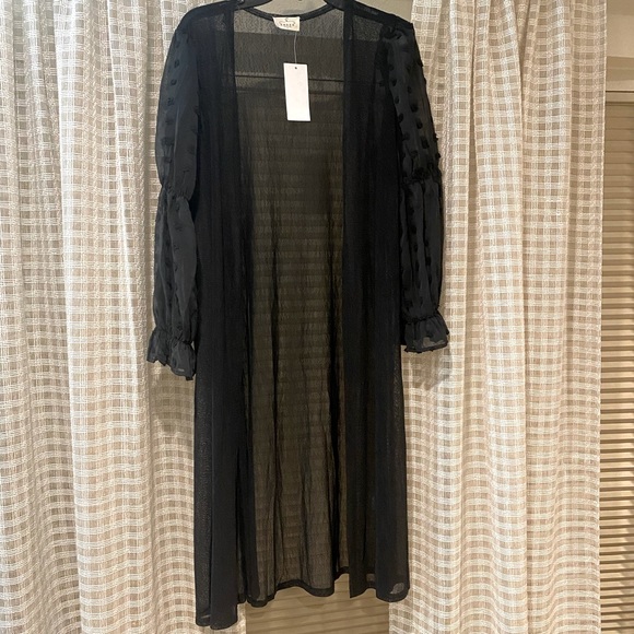 Black Long Duster with Puff Dot Sleeves, size L - Picture 2 of 3